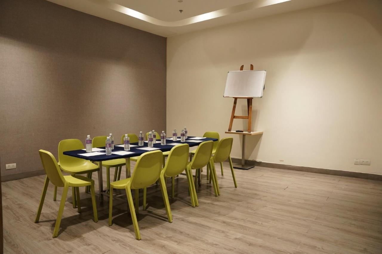 Holiday Inn Express Hyderabad Hitec City By Ihg Exteriér fotografie